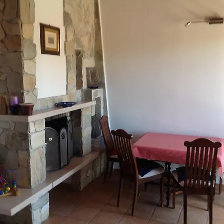Apartment Trilocale Margine Rosso