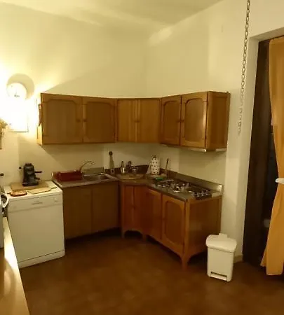 Trilocale Margine Rosso Apartament *
