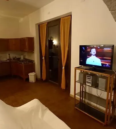 马尔吉内罗素酒店 公寓 夸尔图-圣埃莱娜