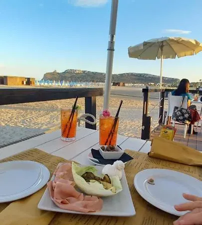 马尔吉内罗素酒店