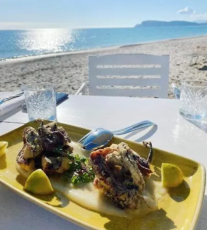 Apartamento Trilocale Margine Rosso