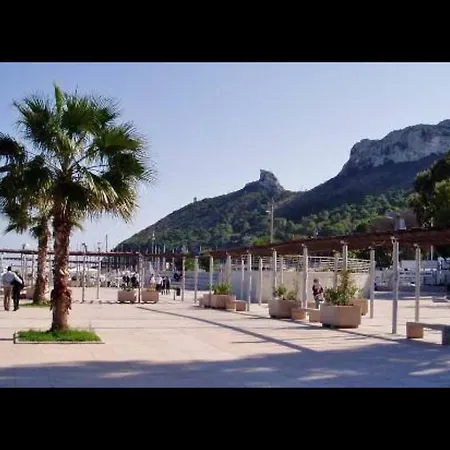 Apartmán Trilocale Margine Rosso Quartu SantʼElena