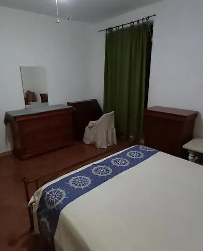Apartman Trilocale Margine Rosso